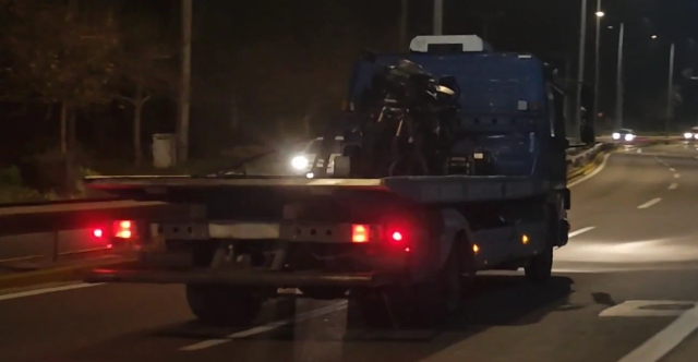 &Pi;&iota;&kappa;έ&rho;&mu;&iota;: &Nu;&epsilon;&kappa;&rho;ό&sigmaf; &omicron; &pi;&epsilon;&zeta;ό&sigmaf; &pi;&omicron;&upsilon; &pi;&alpha;&rho;&alpha;&sigma;ύ&rho;&theta;&eta;&kappa;&epsilon; &alpha;&pi;ό &mu;&omicron;&tau;&omicron;&sigma;&iota;&kappa;&lambda;έ&tau;&alpha; &tau;&omicron; &beta;&rho;ά&delta;&upsilon; &tau;&eta;&sigmaf; &Pi;&alpha;&rho;&alpha;&sigma;&kappa;&epsilon;&upsilon;ή&sigmaf;