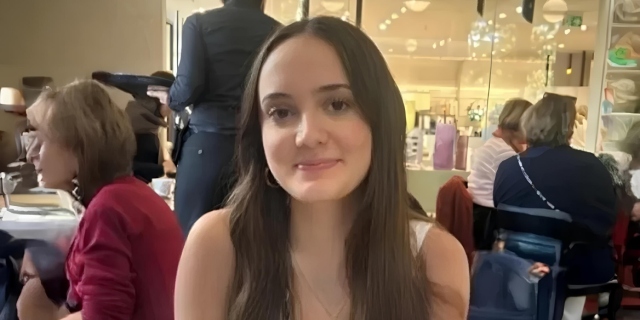 «ΗΤΑΝ ΤΟ ΚΑΛΥΤΕΡΟ ΚΟΡΙΤΣΙ»: ΣΥΓΚΙΝΗΣΗ ΣΤΟ ΜΝΗΜΟΣΥΝΟ ΤΗΣ 15ΧΡΟΝΗΣ ΑΛΙΚΗΣ ΠΟΥ ΒΡΗΚΕ ΤΡΑΓΙΚΟ ΘΑΝΑΤΟ ΣΤΟ ΚΡΑΝ ΜΟΝΤΑΝΑ ΤΗΝ ΠΡΩΤΟΧΡΟΝΙΑ