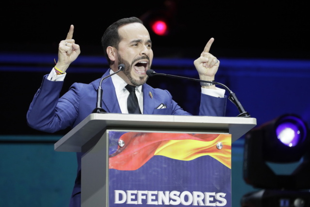 ΚΟΛΟΜΒΙΑ: ΒΟΜΒΑΡΔΙΣΜΟ ΤΩΝ ΔΙΑΚΙΝΗΤΩΝ ΝΑΡΚΩΤΙΚΩΝ ΜΕ ΤΗ ΒΟΗΘΕΙΑ ΗΠΑ ΚΑΙ ΙΣΡΑΗΛ ΥΠΟΣΧΕΤΑΙ Ο ΑΚΡΟΔΕΞΙΟΣ ΥΠΟΨΗΦΙΟΣ ΠΡΟΕΔΡΟΣ