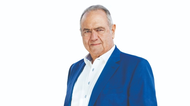 &Pi;&lambda;&alpha;ί&sigma;&iota;&omicron; &gamma;&iota;&alpha; &Gamma;&iota;ώ&rho;&gamma;&omicron; &Gamma;&epsilon;&rho;ά&rho;&delta;&omicron;: &Gamma;&iota;&alpha; 57 &sigma;&upsilon;&nu;&alpha;&pi;&tau;ά &chi;&rho;ό&nu;&iota;&alpha; &beta;&rho;&iota;&sigma;&kappa;ό&tau;&alpha;&nu; &kappa;&alpha;&theta;&eta;&mu;&epsilon;&rho;&iota;&nu;ά &delta;ί&pi;&lambda;&alpha; &sigma;&tau;&omicron; &alpha;&gamma;&alpha;&pi;&eta;&mu;έ&nu;&omicron; &tau;&omicron;&upsilon; &delta;&eta;&mu;&iota;&omicron;ύ&rho;&gamma;&eta;&mu;&alpha;