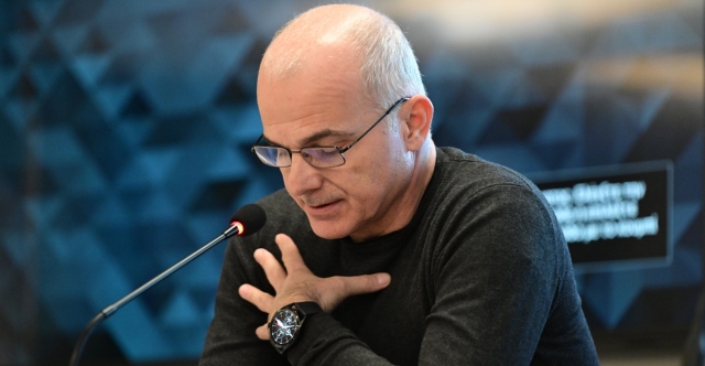 &Psi;&alpha;&rho;ό&pi;&omicron;&upsilon;&lambda;&omicron;&sigmaf;: &Theta;&alpha; &gamma;ί&nu;&omicron;&upsilon;&nu; &kappa;&alpha;&iota; &phi;έ&tau;&omicron;&sigmaf; &sigma;&upsilon;&gamma;&kappa;&epsilon;&nu;&tau;&rho;ώ&sigma;&epsilon;&iota;&sigmaf; &gamma;&iota;&alpha; &tau;&alpha; 3 &chi;&rho;ό&nu;&iota;&alpha; &alpha;&pi;ό &tau;&alpha; &Tau;έ&mu;&pi;&eta;