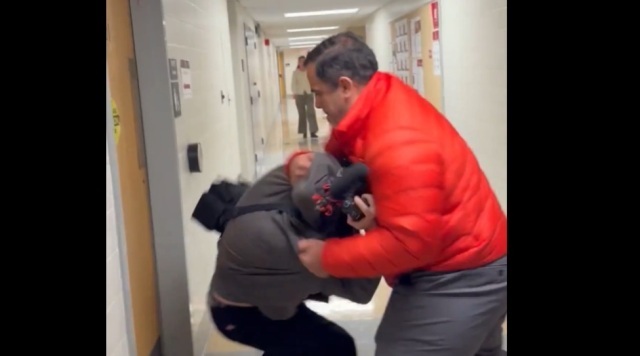 &laquo;&Mu;&eta; &mu;&omicron;&upsilon; &tau;&omicron; &beta;ά&zeta;&epsilon;&iota;&sigmaf; &sigma;&tau;&omicron; &pi;&rho;ό&sigma;&omega;&pi;&omicron;&raquo;: &Kappa;&alpha;&theta;&eta;&gamma;&eta;&tau;ή&sigmaf; &tau;&omicron;&upsilon; &Pi;&alpha;&nu;&epsilon;&pi;&iota;&sigma;&tau;&eta;&mu;ί&omicron;&upsilon; &tau;&omicron;&upsilon; &Omicron;&chi;ά&iota;&omicron; &alpha;&rho;&pi;ά&zeta;&epsilon;&iota; &kappa;&alpha;&iota; &pi;&epsilon;&tau;ά &sigma;&tau;&omicron; έ&delta;&alpha;&phi;&omicron;&sigmaf; έ&nu;&alpha;&nu; &delta;&eta;&mu;&omicron;&sigma;&iota;&omicron;&gamma;&rho;ά&phi;&omicron;, &delta;&epsilon;ί&tau;&epsilon; &tau;&omicron; &beta;ί&nu;&tau;&epsilon;&omicron;