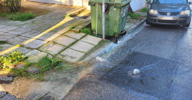 &Pi;&lambda;&eta;&mu;&mu;ύ&rho;&iota;&sigma;&alpha;&nu; &delta;&rho;ό&mu;&omicron;&iota; &sigma;&tau;&omicron; &Nu;έ&omicron; &Eta;&rho;ά&kappa;&lambda;&epsilon;&iota;&omicron; &mu;&epsilon;&tau;ά &alpha;&pi;ό &beta;&lambda;ά&beta;&eta; &sigma;&epsilon; &alpha;&gamma;&omega;&gamma;ό, &delta;&iota;&alpha;&kappa;&omicron;&pi;ή &tau;&eta;&sigmaf; &upsilon;&delta;&rho;&omicron;&delta;ό&tau;&eta;&sigma;&eta;&sigmaf; &sigma;&epsilon; &pi;&omicron;&lambda;&lambda;ά &sigma;&pi;ί&tau;&iota;&alpha;