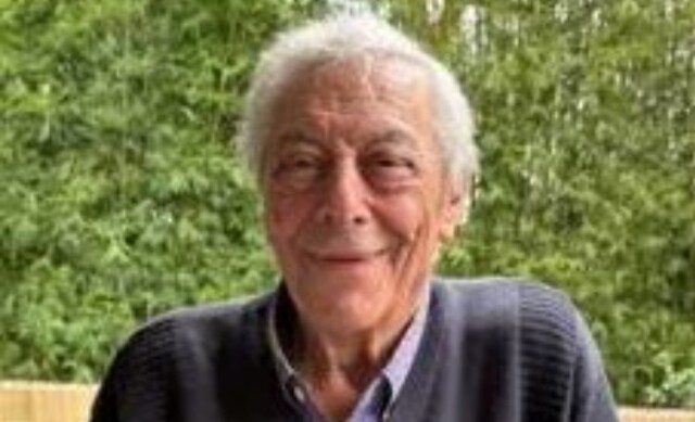 &Kappa;&alpha;&tau;ά &lambda;ά&theta;&omicron;&sigmaf;... ό&mu;&eta;&rho;&omicron;&sigmaf; έ&nu;&alpha;&sigmaf; 80&chi;&rho;&omicron;&nu;&omicron;&sigmaf; &sigma;&tau;&eta;&nu; &Alpha;&upsilon;&sigma;&tau;&rho;&alpha;&lambda;ί&alpha; &alpha;&pi;ό &gamma;&kappa;ά&phi;&alpha; &tau;&omega;&nu; &alpha;&pi;&alpha;&gamma;&omega;&gamma;έ&omega;&nu;