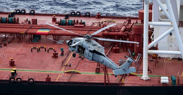 Τάνκερ που είχε διαφύγει από τον αποκλεισμό στην Καραϊβική αναχαίτισαν οι ΗΠΑ στον Ινδικό, δείτε βίντεο και φωτογραφίες 