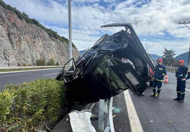 &Alpha;&upsilon;&tau;&omicron;&kappa;ί&nu;&eta;&tau;&omicron; &pi;&rho;&omicron;&sigma;έ&kappa;&rho;&omicron;&upsilon;&sigma;&epsilon; &sigma;&epsilon; &mu;&epsilon;&tau;&alpha;&lambda;&lambda;&iota;&kappa;έ&sigmaf; &mu;&pi;ά&rho;&epsilon;&sigmaf; &sigma;&tau;&eta;&nu; &Epsilon;&theta;&nu;&iota;&kappa;ή &Omicron;&delta;ό &Tau;&rho;ί&pi;&omicron;&lambda;&eta;&sigmaf; &ndash; &Kappa;&omicron;&rho;ί&nu;&theta;&omicron;&upsilon; &kappa;&alpha;&iota; &alpha;&nu;&epsilon;&tau;&rho;ά&pi;&eta;, &phi;&omega;&tau;&omicron;&gamma;&rho;&alpha;&phi;ί&epsilon;&sigmaf;