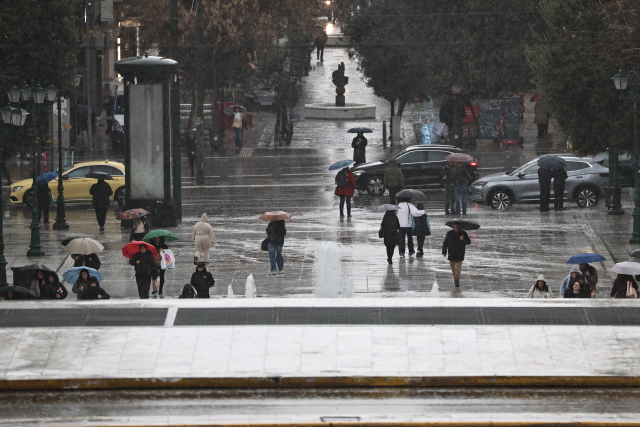 &Beta;&rho;&omicron;&chi;έ&sigmaf; &sigma;&tau;&eta;&nu; &Alpha;&tau;&tau;&iota;&kappa;ή, &nu;έ&alpha; &epsilon;&pi;&iota;&delta;&epsilon;ί&nu;&omega;&sigma;&eta; &alpha;&pi;ό &alpha;ύ&rho;&iota;&omicron;, &sigma;&epsilon; &laquo;Red Code&raquo; &Pi;&epsilon;&lambda;&omicron;&pi;ό&nu;&nu;&eta;&sigma;&omicron;&sigmaf;, &Delta;&upsilon;&tau;&iota;&kappa;ή &Epsilon;&lambda;&lambda;ά&delta;&alpha;, &Iota;ό&nu;&iota;&omicron; &kappa;&alpha;&iota; Ή&pi;&epsilon;&iota;&rho;&omicron;&sigmaf;