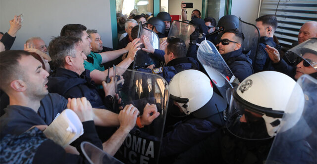 &Pi;&alpha;&gamma;ώ&nu;&eta; &gamma;&iota;&alpha; &tau;&alpha; &epsilon;&pi;&epsilon;&iota;&sigma;ό&delta;&iota;&alpha; &sigma;&tau;&omicron; &Gamma;&epsilon;&nu;&iota;&kappa;ό &Kappa;&rho;&alpha;&tau;&iota;&kappa;ό &Nu;ί&kappa;&alpha;&iota;&alpha;&sigmaf;: &Delta;&epsilon;&nu; &epsilon;ί&nu;&alpha;&iota; &sigma;&upsilon;&nu;&delta;&iota;&kappa;&alpha;&lambda;&iota;&sigma;&mu;ό&sigmaf; &nu;&alpha; &phi;&tau;ύ&nu;&epsilon;&iota;&sigmaf; &kappa;&alpha;&iota; &nu;&alpha; &epsilon;&pi;&iota;&tau;ί&theta;&epsilon;&sigma;&alpha;&iota; &mu;&epsilon; &tau;&eta; &sigma;&tau;&omicron;&lambda;ή &tau;&omicron;&upsilon; &gamma;&iota;&alpha;&tau;&rho;&omicron;ύ