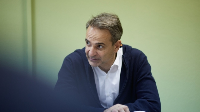 &Epsilon;&phi;&tau;&alpha;&sigma;&epsilon; &sigma;&tau;&omicron; &alpha;&epsilon;&rho;&omicron;&delta;&rho;ό&mu;&iota;&omicron; &tau;&eta;&sigmaf; &Alpha;&lambda;&epsilon;&xi;&alpha;&nu;&delta;&rho;&omicron;ύ&pi;&omicron;&lambda;&eta;&sigmaf; &omicron; &Mu;&eta;&tau;&sigma;&omicron;&tau;ά&kappa;&eta;&sigmaf;: &Pi;&rho;ώ&tau;&omicron;&sigmaf; &sigma;&tau;&alpha;&theta;&mu;ό&sigmaf; &tau;&eta;&sigmaf; &epsilon;&pi;ί&sigma;&kappa;&epsilon;&psi;ή&sigmaf; &tau;&omicron;&upsilon; &omicron; &Sigma;&upsilon;&nu;&omicron;&rho;&iota;&alpha;&kappa;ό&sigmaf; &Sigma;&tau;&alpha;&theta;&mu;ό&sigmaf; &tau;&omega;&nu; &Kappa;ή&pi;&omega;&nu;