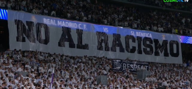 Απόλυτη στήριξη των οπαδών της Ρεάλ στον Βινίσιους: Το πανό τους κατά του ρατσισμού, δείτε βίντεο 