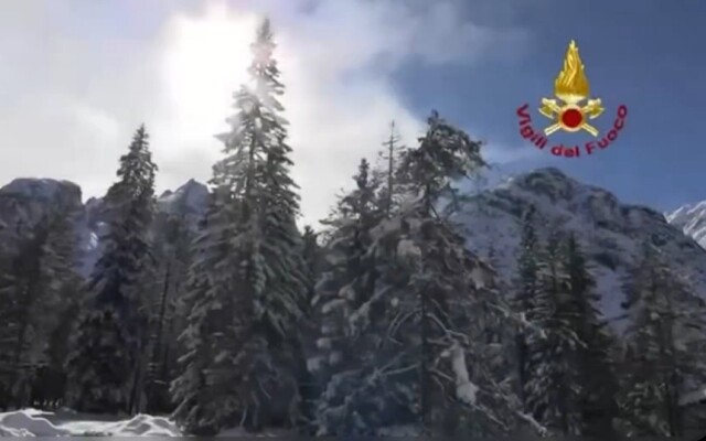 ΤΡΑΓΩΔΙΑ ΣΤΗΝ ΙΤΑΛΙΑ: ΝΕΚΡΟΙ ΔΥΟ ΟΡΕΙΒΑΤΕΣ ΠΟΥ ΚΑΤΑΠΛΑΚΩΘΗΚΑΝ ΑΠΟ ΧΙΟΝΟΣΤΙΒΑΔΑ