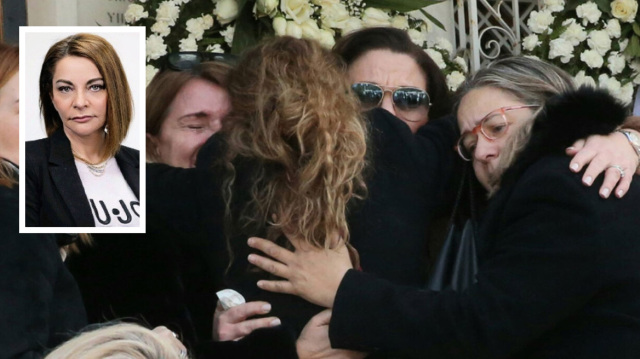 «ΕΠΕΣΤΡΕΨΕ ΣΤΟ ΦΩΣ»: ΣΥΓΚΙΝΗΣΗ ΣΤΗΝ ΚΗΔΕΙΑ ΤΗΣ ΔΗΜΟΣΙΟΓΡΑΦΟΥ ΑΝΤΙΓΟΝΗΣ ΠΑΝΕΛΛΗ, ΟΙ ΕΠΙΚΗΔΕΙΟΙ ΤΩΝ ΣΥΝΑΔΕΛΦΩΝ ΤΗΣ