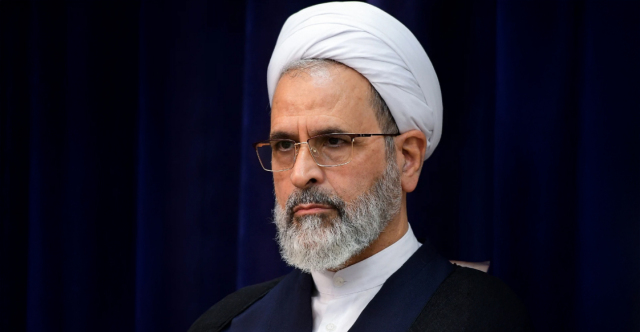 &Omicron; &Alpha;&lambda;&iota;&rho;&epsilon;&zeta;ά &Alpha;&rho;&alpha;&phi;ί &sigma;&tau;&omicron; &pi;&rho;&omicron;&sigma;&omega;&rho;&iota;&nu;ό &Sigma;&upsilon;&mu;&beta;&omicron;ύ&lambda;&iota;&omicron; &Eta;&gamma;&epsilon;&sigma;ί&alpha;&sigmaf; &tau;&omicron;&upsilon; &Iota;&rho;ά&nu; &mu;έ&chi;&rho;&iota; &tau;&eta;&nu; &epsilon;&kappa;&lambda;&omicron;&gamma;ή &delta;&iota;&alpha;&delta;ό&chi;&omicron;&upsilon; &tau;&omicron;&upsilon; &Chi;&alpha;&mu;&epsilon;&nu;&epsilon;ΐ