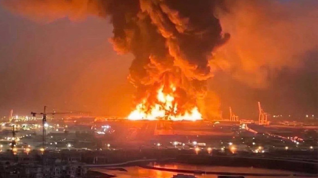 ΧΤΥΠΗΜΑ ΣΤΗΝ ΑΜΕΡΙΚΑΝΙΚΗ ΒΑΣΗ ΣΤΟ ΕΡΜΠΙΛ ΤΟΥ ΙΡΑΚ: ΣΤΙΣ ΦΛΟΓΕΣ ΜΕΡΟΣ ΤΟΥ ΑΕΡΟΔΡΟΜΙΟΥ, ΔΕΙΤΕ ΒΙΝΤΕΟ