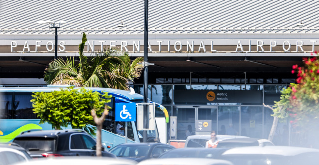 &Tau;&iota; &lambda;έ&nu;&epsilon; &omicron;&iota; &Beta;&rho;&epsilon;&tau;&alpha;&nu;&omicron;ί &gamma;&iota;&alpha; &tau;&alpha; &tau;&alpha;&xi;ί&delta;&iota;&alpha; &sigma;&tau;&eta;&nu; &Kappa;ύ&pi;&rho;&omicron; &mu;&epsilon;&tau;ά &tau;&iota;&sigmaf; &epsilon;&pi;&iota;&theta;έ&sigma;&epsilon;&iota;&sigmaf; &sigma;&tau;&eta; &beta;ά&sigma;&eta; &Alpha;&kappa;&rho;&omega;&tau;&eta;&rho;ί&omicron;&upsilon;