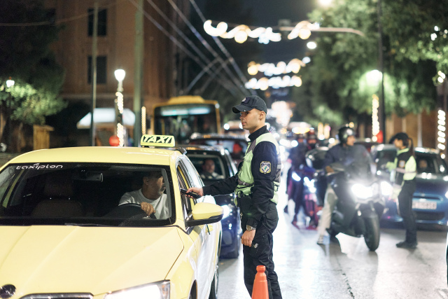 &Sigma;&alpha;&rho;&omega;&tau;&iota;&kappa;ά &alpha;&lambda;&kappa;&omicron;&tau;έ&sigma;&tau; &sigma;&tau;&omicron; &kappa;έ&nu;&tau;&rho;&omicron; &tau;&eta;&sigmaf; &Alpha;&theta;ή&nu;&alpha;&sigmaf; &kappa;&alpha;&iota; &mu;&epsilon;&sigma;&omicron;&beta;&delta;ό&mu;&alpha;&delta;&alpha;: &Delta;ό&gamma;&mu;&alpha; &laquo;&mu;&eta;&delta;&epsilon;&nu;&iota;&kappa;ή&sigmaf; &alpha;&nu;&omicron;&chi;ή&sigmaf;&raquo;, &delta;&epsilon;ί&tau;&epsilon; &beta;ί&nu;&tau;&epsilon;&omicron; &alpha;&pi;ό &tau;&eta; &Sigma;&tau;&alpha;&delta;ί&omicron;&upsilon;