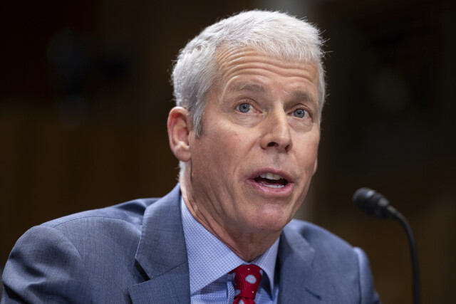 ΤΟ ΠΟΛΕΜΙΚΟ ΝΑΥΤΙΚΟ ΤΩΝ ΗΠΑ ΘΑ ΣΥΝΟΔΕΥΕΙ ΤΑ ΠΛΟΙΑ ΠΟΥ ΔΙΕΡΧΟΝΤΑΙ ΑΠΟ ΤΟ ΣΤΕΝΟ ΤΟΥ ΟΡΜΟΥΖ