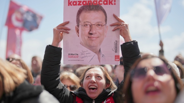 ΞΕΚΙΝΑ Η ΔΙΚΗ ΤΟΥ ΕΚΡΕΜ ΙΜΑΜΟΓΛΟΥ ΣΤΗΝ ΤΟΥΡΚΙΑ: ΣΤΟ ΕΔΩΛΙΟ 402 ΑΤΟΜΑ ΚΑΙ ΚΑΤΗΓΟΡΗΤΗΡΙΟ 3.700 ΣΕΛΙΔΩΝ