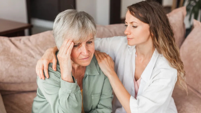 Πεισματάρηδες γονείς που μεγαλώνουν – Top συμβουλές για να τους προσεγγίσετε