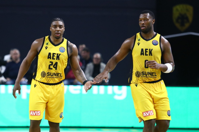 &Alpha;&Epsilon;&Kappa; - &Tau;ό&phi;&alpha;&sigmaf; 96-88: &Kappa;&lambda;&epsilon;ί&delta;&omega;&sigma;&epsilon; &tau;&eta;&nu; &pi;&rho;ό&kappa;&rho;&iota;&sigma;&eta; &kappa;&alpha;&iota; &tau;ώ&rho;&alpha;... &tau;&epsilon;&lambda;&iota;&kappa;ό&sigmaf; &sigma;&tau;&omicron; &Beta;&epsilon;&rho;&omicron;&lambda;ί&nu;&omicron;, &delta;&epsilon;ί&tau;&epsilon; &beta;ί&nu;&tau;&epsilon;&omicron;