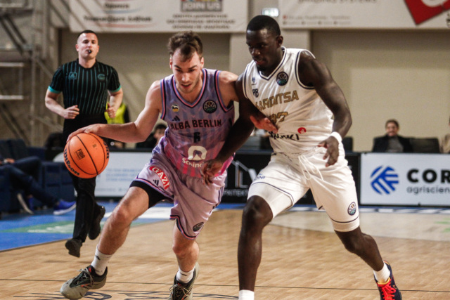 &Kappa;&alpha;&rho;&delta;ί&tau;&sigma;&alpha; - Ά&lambda;&mu;&pi;&alpha; &Beta;&epsilon;&rho;&omicron;&lambda;ί&nu;&omicron;&upsilon; 71-76: &Pi;έ&mu;&pi;&tau;&eta; ή&tau;&tau;&alpha; &gamma;&iota;&alpha; &tau;&omicron;&upsilon;&sigmaf; &Theta;&epsilon;&sigma;&sigma;&alpha;&lambda;&omicron;ύ&sigmaf; &sigma;&tau;&omicron; BCL