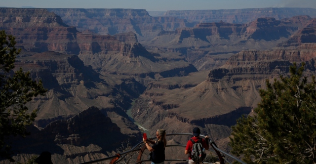 &Gamma;&epsilon;&omega;&lambda;&omicron;&gamma;&iota;&kappa;ό &mu;&upsilon;&sigma;&tau;ή&rho;&iota;&omicron;: &Kappa;&iota; ό&mu;&omega;&sigmaf; έ&nu;&alpha; &tau;&epsilon;&rho;ά&sigma;&tau;&iota;&omicron; &kappa;&omicron;&mu;&mu;ά&tau;&iota; &alpha;&pi;ό &tau;&eta;&nu; &iota;&sigma;&tau;&omicron;&rho;ί&alpha; &tau;&eta;&sigmaf; &Gamma;&eta;&sigmaf;... &lambda;&epsilon;ί&pi;&epsilon;&iota;