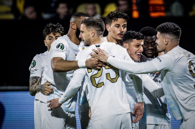 &Tau;&sigma;έ&lambda;&iota;&epsilon;-&Alpha;&Epsilon;&Kappa; 0-3 (B' &eta;&mu;ί&chi;&rho;&omicron;&nu;&omicron;): &Pi;&rho;&omicron;&beta;ά&delta;&iota;&sigma;&mu;&alpha; &pi;&rho;ό&kappa;&rho;&iota;&sigma;&eta;&sigmaf; &alpha;&pi;a