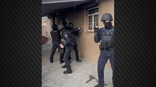 ΚΑΡΕ ΚΑΡΕ Η ΕΦΟΔΟΣ ΤΗΣ ΕΛΑΣ ΣΕ ΟΙΚΙΣΜΟΥΣ ΡΟΜΑ ΣΕ ΠΑΙΑΝΙΑ ΚΑΙ ΣΠΑΤΑ: 16 ΣΥΛΛΗΨΕΙΣ ΓΙΑ ΡΕΥΜΑΤΟΚΛΟΠΕΣ, ΞΗΛΩΣΑΝ ΚΑΛΩΔΙΑ 230 ΜΕΤΡΩΝ