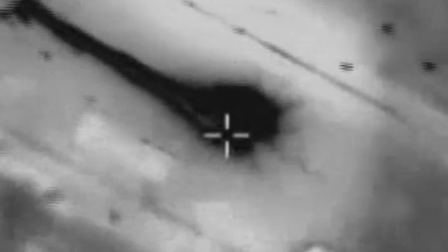 ΒΙΝΤΕΟ: ΟΙ ΙΣΡΑΗΛΙΝΟΙ ΕΞΟΝΤΩΣΑΝ ΔΙΟΙΚΗΤΗ ΤΩΝ ΦΡΟΥΡΩΝ ΤΗΣ ΕΠΑΝΑΣΤΑΣΗΣ ΠΟΥ ΑΠΟΤΕΛΟΥΣΕ ΣΥΝΔΕΣΜΟ ΜΕΤΑΞΥ ΙΡΑΝ ΚΑΙ ΧΕΖΜΠΟΛΑΧ