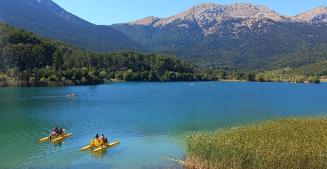 &Sigma;&pi;ό&rho;&omicron;&sigmaf; &Tau;&alpha;&xi;&iota;&delta;&iota;ώ&nu;, &mu;ί&alpha; &nu;έ&alpha; &tau;&alpha;&xi;&iota;&delta;&iota;&omega;&tau;&iota;&kappa;ή &pi;&rho;ό&tau;&alpha;&sigma;&eta; &kappa;&alpha;&iota; &phi;&iota;&lambda;&omicron;&sigma;&omicron;&phi;ί&alpha;