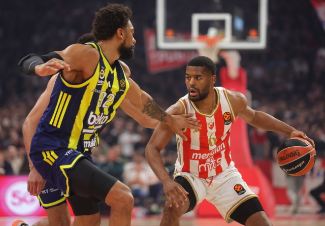 &Epsilon;&rho;&upsilon;&theta;&rho;ό&sigmaf; &Alpha;&sigma;&tau;έ&rho;&alpha;&sigmaf; - &Phi;&epsilon;&nu;έ&rho; 79-73: &Omicron;&iota; &Sigma;έ&rho;&beta;&omicron;&iota; έ&beta;&alpha;&lambda;&alpha;&nu; &tau;έ&lambda;&omicron;&sigmaf; &sigma;&tau;&omicron; &sigma;&epsilon;&rho;ί 19 &nu;&iota;&kappa;ώ&nu; &tau;&omega;&nu; &Tau;&omicron;ύ&rho;&kappa;&omega;&nu; &kappa;&alpha;&iota; &epsilon;&lambda;&pi;ί&zeta;&omicron;&upsilon;&nu; &sigma;&epsilon; &epsilon;&xi;ά&delta;&alpha; &sigma;&tau;&eta; Euroleague