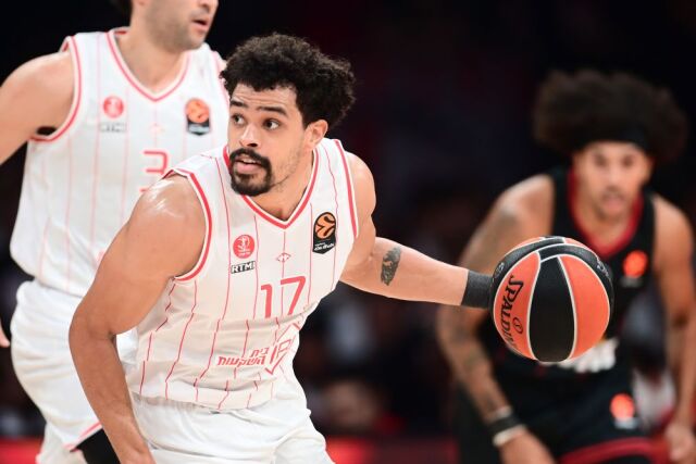 Euroleague: &Eta; &Chi;ά&pi;&omicron;&epsilon;&lambda; &nu;ί&kappa;&eta;&sigma;&epsilon; 93-82 &tau;&eta;&nu; &Pi;&alpha;&rho;ί &kappa;&alpha;&iota; &beta;&lambda;έ&pi;&epsilon;&iota; 4ά&delta;&alpha;