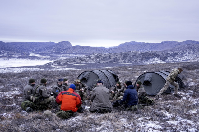 Δανοί στρατιώτες θα ανατίναζαν αεροδρόμια στη Γροιλανδία για να εμποδίσουν μια αμερικανική εισβολή 
