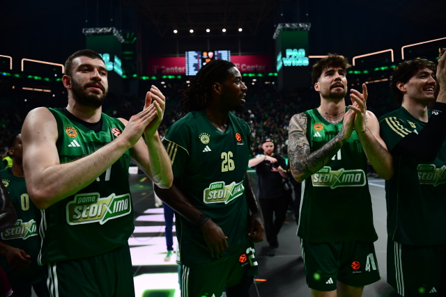 Euroleague: &Eta; &beta;&alpha;&theta;&mu;&omicron;&lambda;&omicron;&gamma;ί&alpha; &mu;&epsilon;&tau;ά &tau;&eta; &nu;ί&kappa;&eta; &tau;&omicron;&upsilon; &Pi;&alpha;&nu;&alpha;&theta;&eta;&nu;&alpha;ϊ&kappa;&omicron;ύ, &tau;έ&sigma;&sigma;&epsilon;&rho;&iota;&sigmaf; &omicron;&mu;ά&delta;&epsilon;&sigmaf; &mu;&epsilon; &tau;&omicron; ί&delta;&iota;&omicron; &rho;&epsilon;&kappa;ό&rho;!