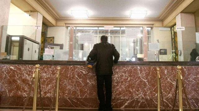 &Tau;&iota; &sigma;&chi;&epsilon;&delta;&iota;ά&zeta;&omicron;&upsilon;&nu; &omicron;&iota; &tau;&rho;ά&pi;&epsilon;&zeta;&epsilon;&sigmaf; &gamma;&iota;&alpha; &tau;&omicron;&upsilon;&sigmaf; &alpha;&delta;&rho;&alpha;&nu;&epsilon;ί&sigmaf; &lambda;&omicron;&gamma;&alpha;&rho;&iota;&alpha;&sigma;&mu;&omicron;ύ&sigmaf;