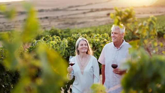 Αλκοόλ: Έρευνα αποκαλύπτει το ποτό που «αγαπά» περισσότερο η καρδιά μας