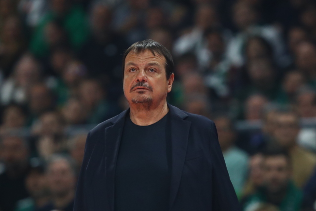 &Alpha;&tau;&alpha;&mu;ά&nu;: &laquo;&Epsilon;ί&mu;&alpha;&sigma;&tau;&epsilon; &sigma;&upsilon;&gamma;&kappa;&epsilon;&nu;&tau;&rho;&omega;&mu;έ&nu;&omicron;&iota; &sigma;&tau;&eta; Euroleague &alpha;&lambda;&lambda;ά &pi;&rho;ώ&tau;&alpha; &theta;έ&lambda;&omicron;&upsilon;&mu;&epsilon; &nu;ί&kappa;&eta; &kappa;ό&nu;&tau;&rho;&alpha; &sigma;&tau;&omicron;&nu; &Omicron;&lambda;&upsilon;&mu;&pi;&iota;&alpha;&kappa;ό&raquo;