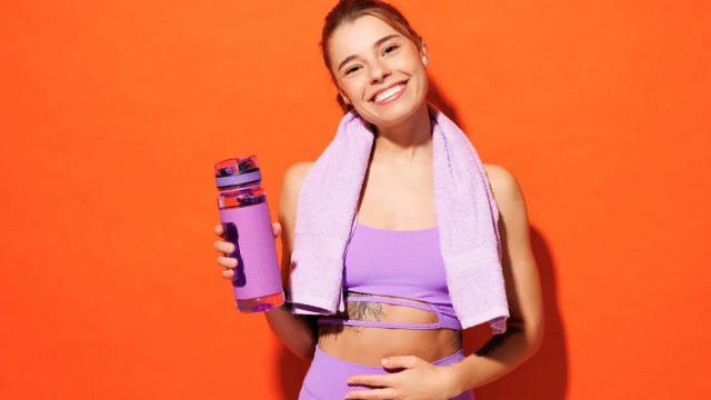 5 πρωινές ασκήσεις για ενέργεια και καλύτερο μεταβολισμό