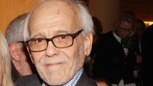 Η ΕΣΗΕΑ ΑΠΟΧΑΙΡΕΤΑ ΤΟΝ ΘΑΝΟ ΟΙΚΟΝΟΜΟΠΟΥΛΟ, ΤΗΝ ΤΡΙΤΗ Η ΚΗΔΕΙΑ ΤΟΥ ΣΤΙΣ 13:00 ΑΠΟ ΤΟ Α' ΝΕΚΡΟΤΑΦΕΙΟ