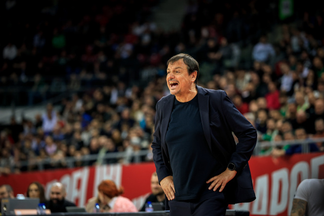 Εργκίν Αταμάν: «Χάσαμε 23 τρίποντα και την ευκαιρία να πάρουμε μια εύκολη νίκη» 