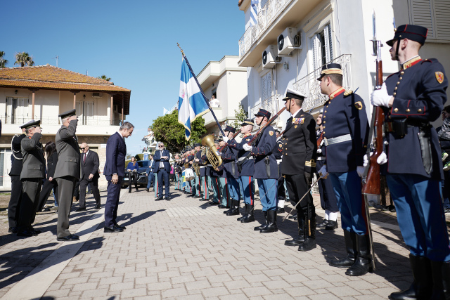 200 &chi;&rho;ό&nu;&iota;&alpha; &alpha;&pi;ό &tau;&eta;&nu; Έ&xi;&omicron;&delta;&omicron; - &Mu;&eta;&tau;&sigma;&omicron;&tau;ά&kappa;&eta;&sigmaf;: &laquo;&Tau;&omicron; &Mu;&epsilon;&sigma;&omicron;&lambda;ό&gamma;&gamma;&iota; &mu;&alpha;&sigmaf; &upsilon;&pi;&epsilon;&nu;&theta;&upsilon;&mu;ί&zeta;&epsilon;&iota; ό&tau;&iota; &epsilon;&lambda;&epsilon;&upsilon;&theta;&epsilon;&rho;ί&alpha; &kappa;&alpha;&iota; &Delta;&eta;&mu;&omicron;&kappa;&rho;&alpha;&tau;ί&alpha; &delta;&epsilon;&nu; &epsilon;ί&nu;&alpha;&iota; &pi;&omicron;&tau;έ &delta;&epsilon;&delta;&omicron;&mu;έ&nu;&epsilon;&sigmaf;&raquo;