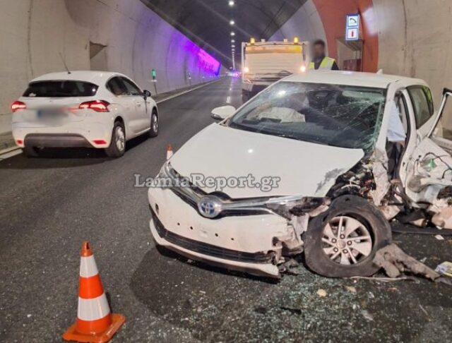 ΤΡΟΧΑΙΟ ΣΕ ΤΟΥΝΕΛ ΣΤΗΝ ΕΘΝΙΚΗ ΟΔΟ ΑΘΗΝΩΝ - ΛΑΜΙΑΣ ΣΤΟ ΥΨΟΣ ΤΟΥ ΑΓΙΟΥ ΚΩΝΣΤΑΝΤΙΝΟΥ