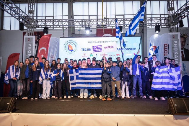 &Iota;&sigma;&tau;&iota;&omicron;&pi;&lambda;&omicron;ΐ&alpha;: &Omicron;&iota; Έ&lambda;&lambda;&eta;&nu;&epsilon;&sigmaf; &beta;ά&zeta;&omicron;&upsilon;&nu; &pi;&lambda;ώ&rho;&eta; &gamma;&iota;&alpha; &mu;&epsilon;&tau;ά&lambda;&lambda;&iota;&alpha; &sigma;&tau;&omicron; &Pi;&alpha;&gamma;&kappa;ό&sigma;&mu;&iota;&omicron; &pi;&rho;&omega;&tau;ά&theta;&lambda;&eta;&mu;&alpha; Techno