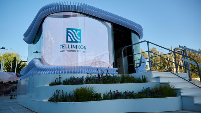 &Tau;&omicron; &Tau;he Ellinikon &sigma;&upsilon;&nu;&alpha;&nu;&tau;ά &tau;&eta;&nu; &pi;ό&lambda;&eta; &kappa;&alpha;&iota; &tau;&omicron;&upsilon;&sigmaf; &alpha;&nu;&theta;&rho;ώ&pi;&omicron;&upsilon;&sigmaf; &tau;&eta;&sigmaf;