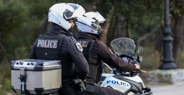 &Sigma;&tau;&omicron; &alpha;&upsilon;&tau;ό&phi;&omega;&rho;&omicron; &delta;&iota;&kappa;ά&zeta;&epsilon;&tau;&alpha;&iota; &alpha;ύ&rho;&iota;&omicron; &eta; &tau;&omicron; &mu;&omicron;&nu;&tau;έ&lambda;&omicron; &pi;&omicron;&upsilon; &sigma;&upsilon;&nu;&epsilon;&lambda;ή&phi;&theta;&eta; &gamma;&iota;&alpha; &nu;&alpha;&rho;&kappa;&omega;&tau;&iota;&kappa;ά, &epsilon;ί&nu;&alpha;&iota; &epsilon;&gamma;&gamma;&omicron;&nu;ή &pi;&omicron;&lambda;&iota;&tau;&iota;&kappa;&omicron;ύ &pi;&omicron;&upsilon; &delta;&epsilon;&nu; &beta;&rho;ί&sigma;&kappa;&epsilon;&tau;&alpha;&iota; &pi;&iota;&alpha; &epsilon;&nu; &zeta;&omega;ή