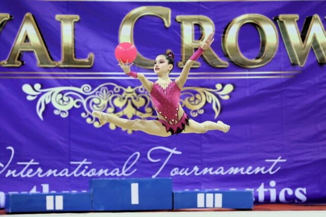 Ρυθμική Γυμναστική: Με τη συμμετοχή 630 αθλητριών από 7 χώρες αρχίζει στη Θεσσαλονίκη το  Διεθνές τουρνουά Royal Crown 