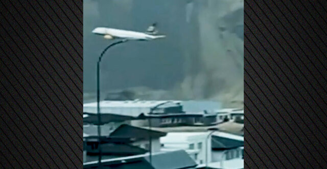 ΑΝΤΙΔΡΑΣΕΙΣ ΣΤΗΝ ΙΣΛΑΝΔΙΑ ΓΙΑ ΠΙΛΟΤΟ ΠΟΥ ΠΕΤΑΞΕ BOEING 100 ΜΕΤΡΑ ΠΑΝΩ ΑΠΟ ΧΩΡΙΟ ΓΙΑ ΝΑ ΓΙΟΡΤΑΣΕΙ ΤΗ ΣΥΝΤΑΞΙΟΔΟΤΗΣΗ ΤΟΥ, ΔΕΙΤΕ ΒΙΝΤΕΟ