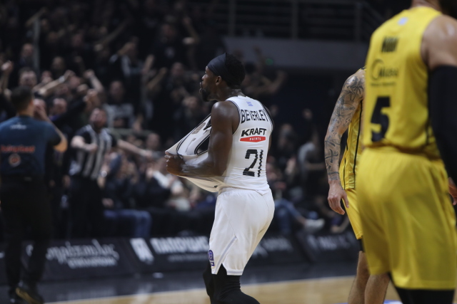 &Alpha;&phi;&epsilon;&nu;&tau;&iota;&kappa;ό &sigma;&tau;&eta; &Theta;&epsilon;&sigma;&sigma;&alpha;&lambda;&omicron;&nu;ί&kappa;&eta; &omicron; &Pi;&Alpha;&Omicron;&Kappa;, 88-77 &tau;&omicron;&nu; Ά&rho;&eta;, &beta;ί&nu;&tau;&epsilon;&omicron;