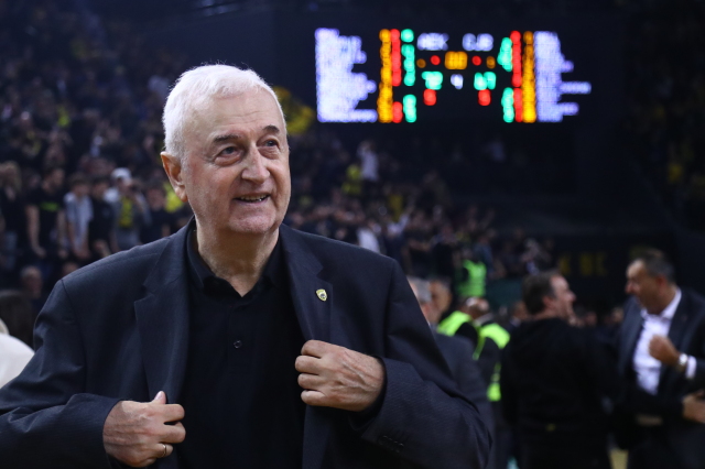 &Mu;ά&rho;&kappa;&omicron; &Nu;ί&kappa;&omicron;&lambda;&iota;&tau;&sigmaf;: &laquo;&Pi;&alpha;&lambda;έ&psi;&tau;&epsilon;, &pi;&iota;&sigma;&tau;έ&psi;&tau;&epsilon; &kappa;&alpha;&iota; &mu;&eta;&nu; &tau;&alpha; &pi;&alpha;&rho;&alpha;&tau;ά&tau;&epsilon; &pi;&omicron;&tau;έ, &epsilon;ί&nu;&alpha;&iota; &tau;&omicron; &mu;ό&tau;&omicron; &mu;&alpha;&sigmaf; &gamma;&iota;&alpha; &tau;&iota;&sigmaf; &epsilon;&pi;ό&mu;&epsilon;&nu;&epsilon;&sigmaf; &epsilon;&beta;&delta;&omicron;&mu;ά&delta;&epsilon;&sigmaf;&raquo;