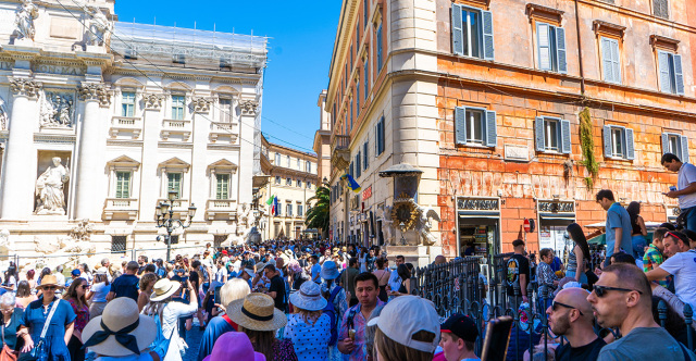 H Ιταλία αντιμέτωπη με κίνδυνο οικονομικής ύφεσης – Έντονη ανησυχία του υπουργού Οικονομικών και της Ένωσης Βιομηχάνων 